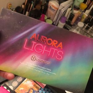 COPY - Aurora Lights Palette